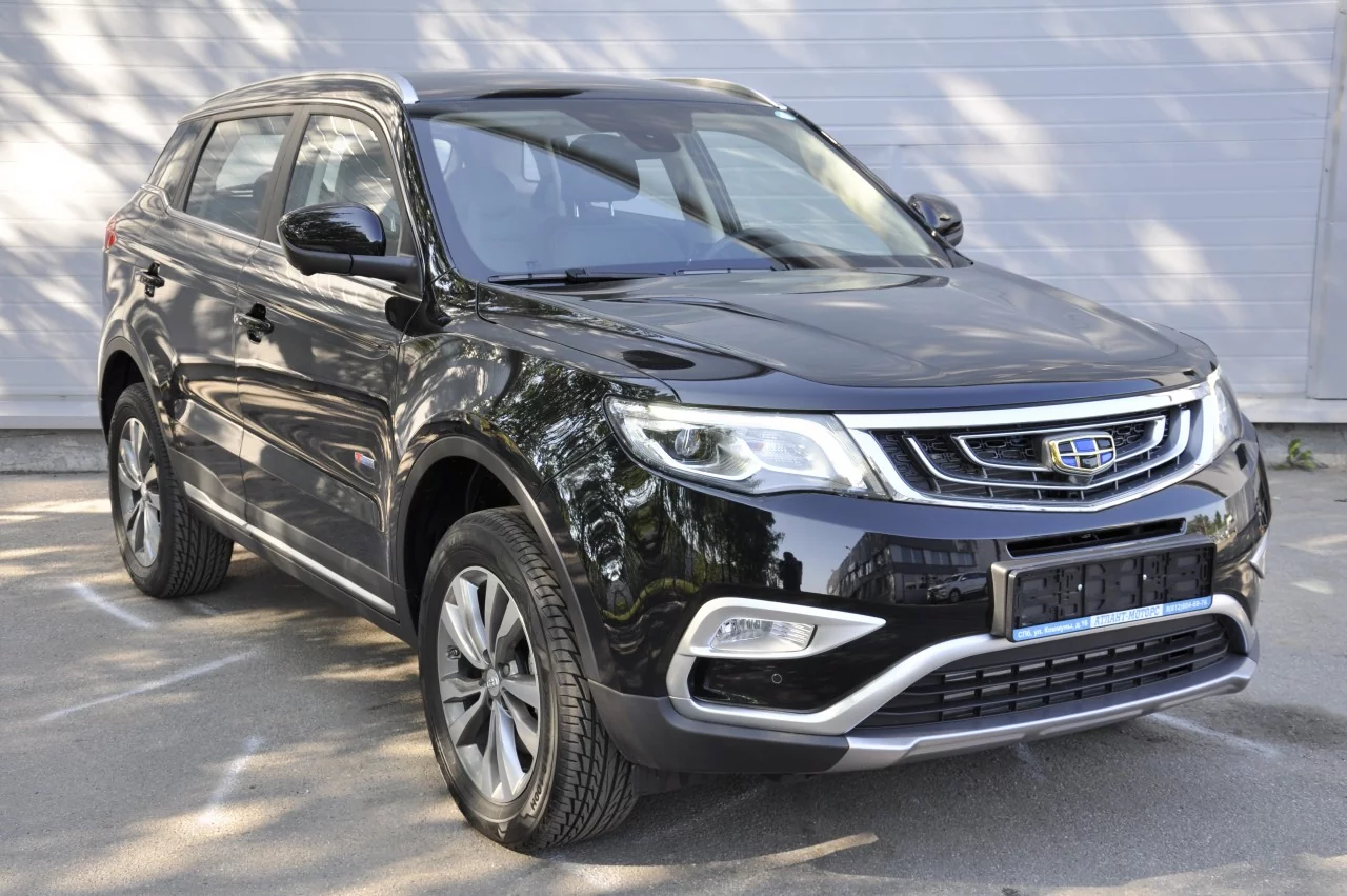 Атлас кредит. Geely Atlas 2022. Джили атлас про 2022. Гили атлас про 2022. Джили атлас про серебристый 2022.